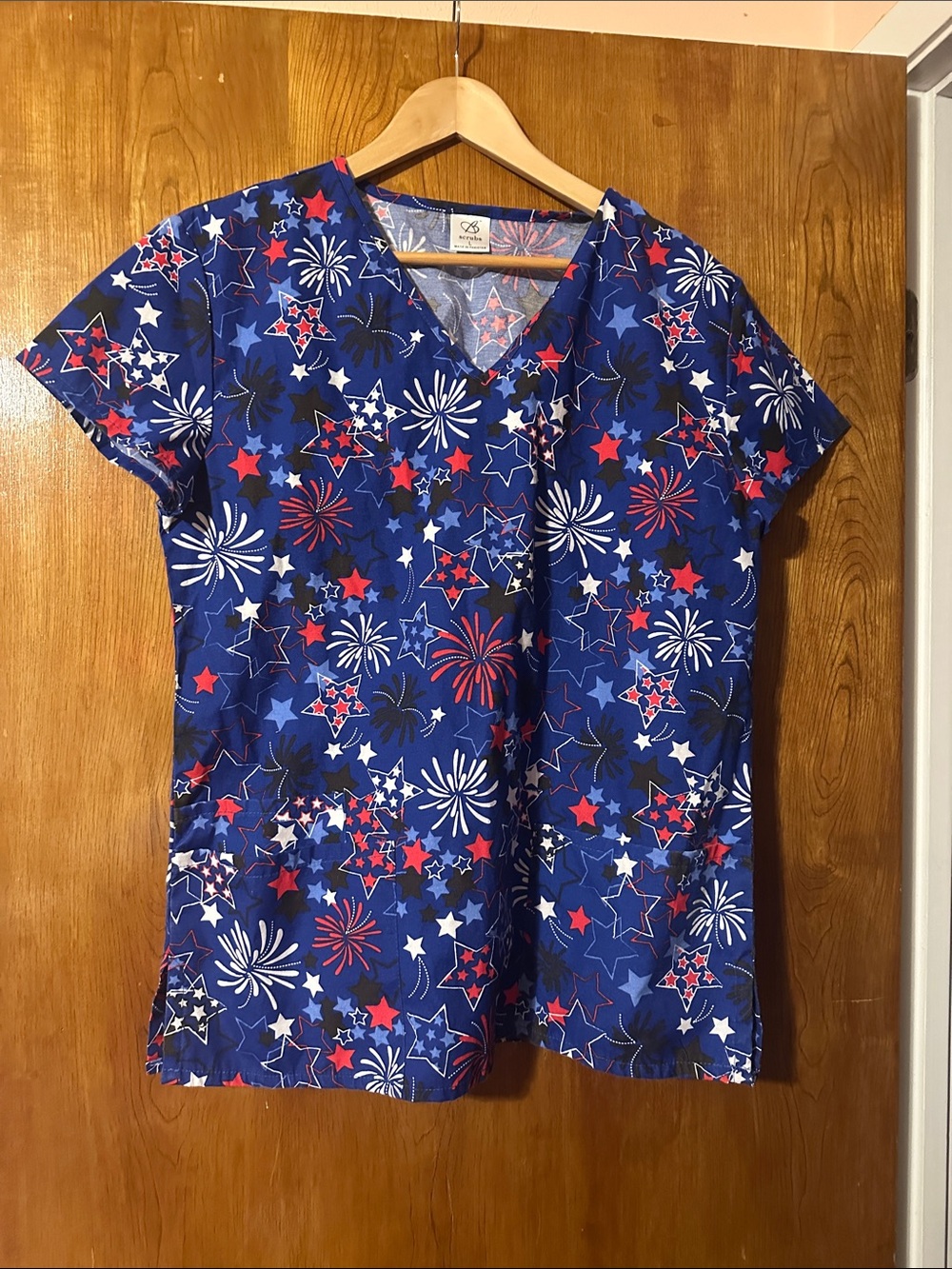 Smart Scrubs Blue Patriotic Star & Firework V-Neck Short Sleeve Top